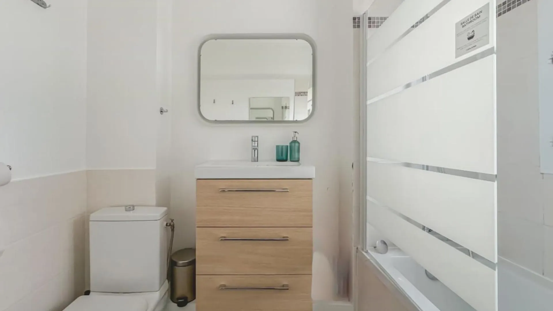 Flexliving - Whole Flat - Losserand Apartment *